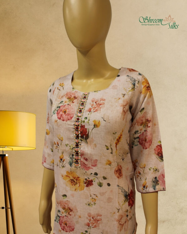 Peach with Multicolor Floral Prints Kurta - Image 2