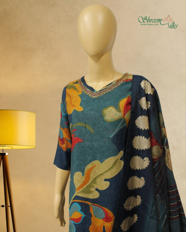 Bluish Green Printed with Cutdana work on Neckline Kurta Set - Image 2