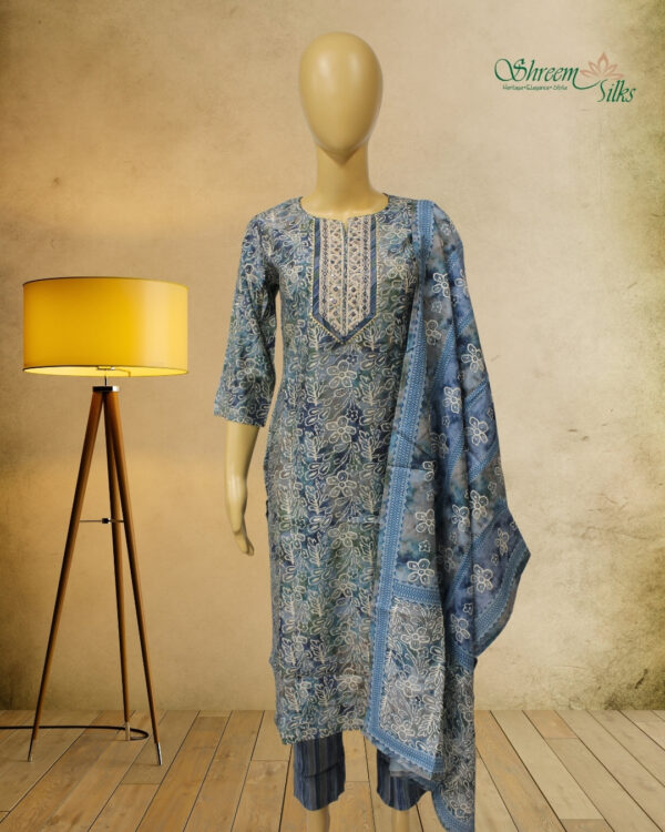 Blue & Green Printed A-line Kurta Set - Image 2