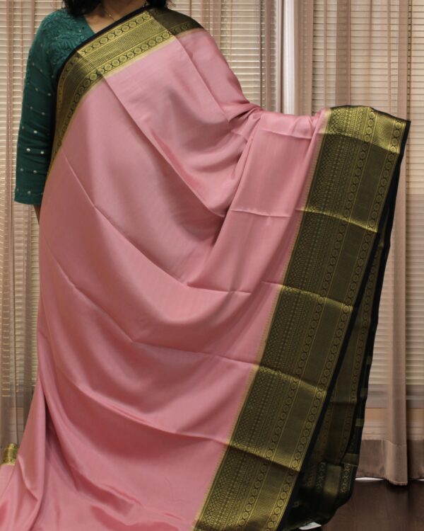 Plain with Kanchi Border Pure Mysore Crepe Silk Saree - Image 2