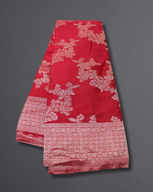 Zari Woven Jaal Chinnon Banaras Saree - Image 2