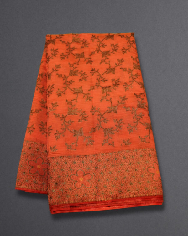 Zari Woven Floral Jaal Banaras Saree - Image 4