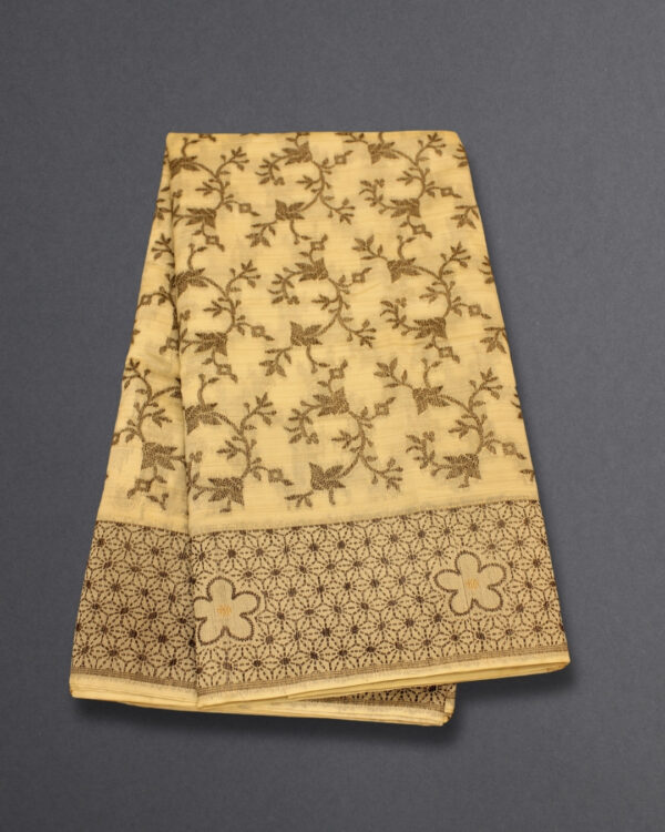 Zari Woven Floral Jaal Banaras Saree - Image 6