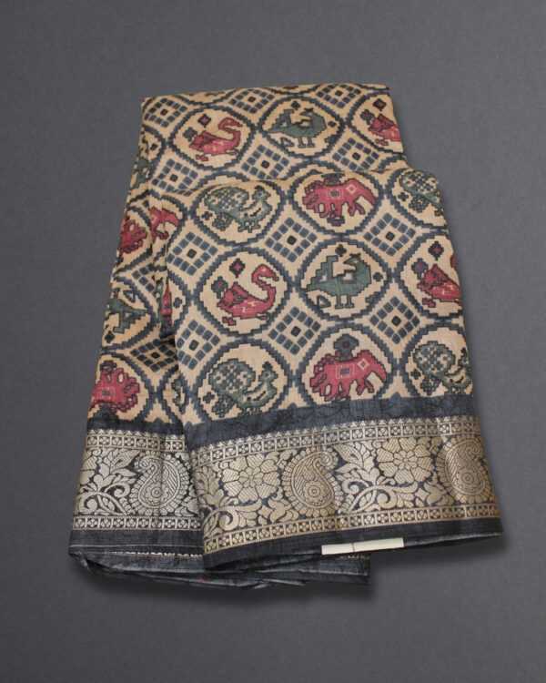 Ikkat Prints with Zari Woven Border Fancy Saree - Image 4