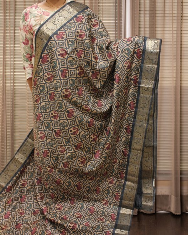 Ikkat Prints with Zari Woven Border Fancy Saree