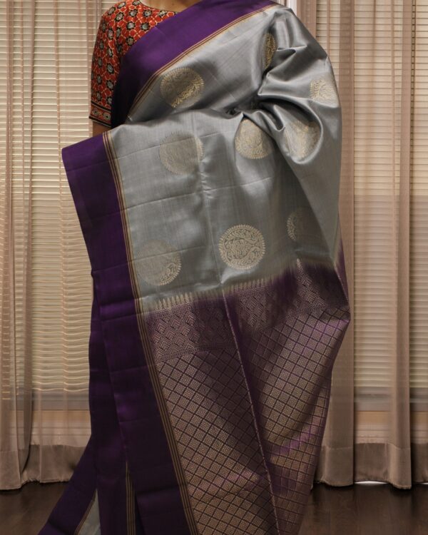 Grey and Purple Zari Woven Pecock Motif Pure Handloom Kanchi Soft Silk Saree