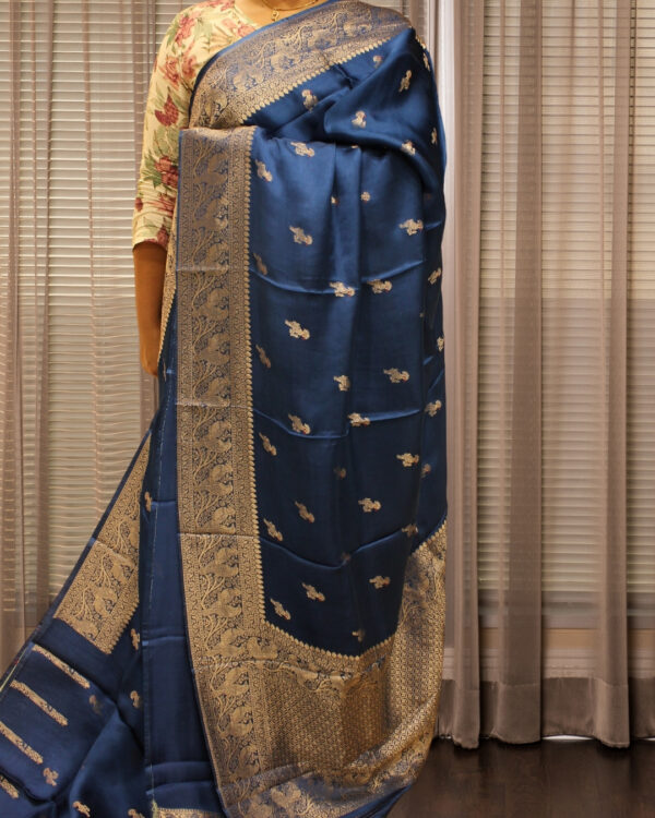 Zari Woven Bird Motifs with Rich Pallu Banaras Satin Saree