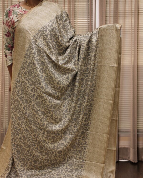 Floral Printed Semi Tussar Saree - Image 7