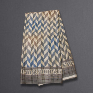 Alternative view of Geometrical Print Semi Tussar Saree