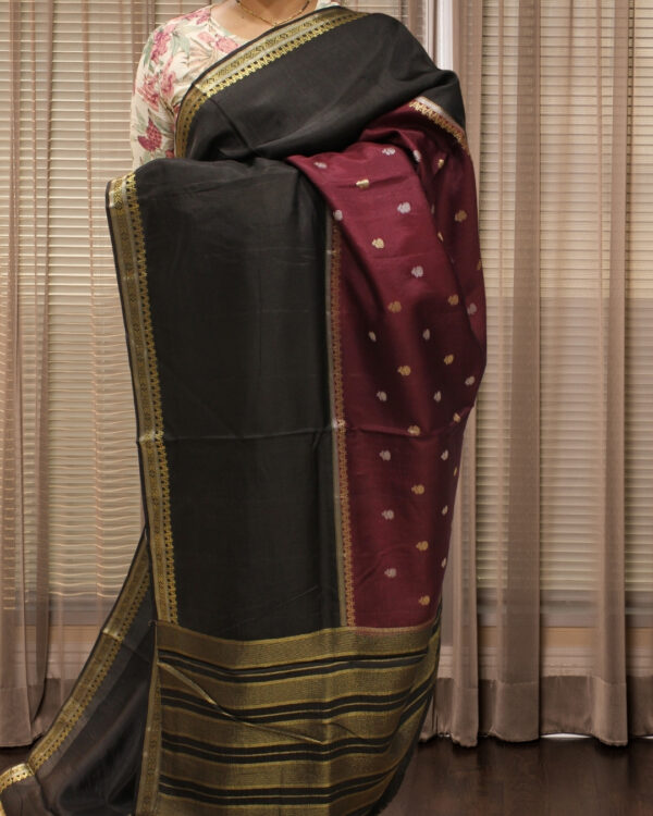 Silver & Gold Zari Woven Motifs Dola Silk Saree - Image 4