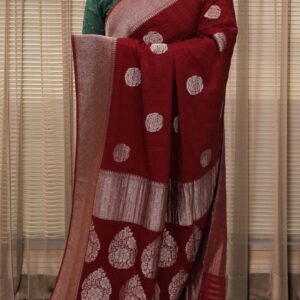 Zari Woven Rose Motifs Crush Crepe Saree