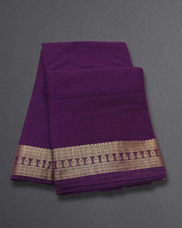 Zari Woven Rich Pallu and Border Plain Crush Crepe Saree - Image 6