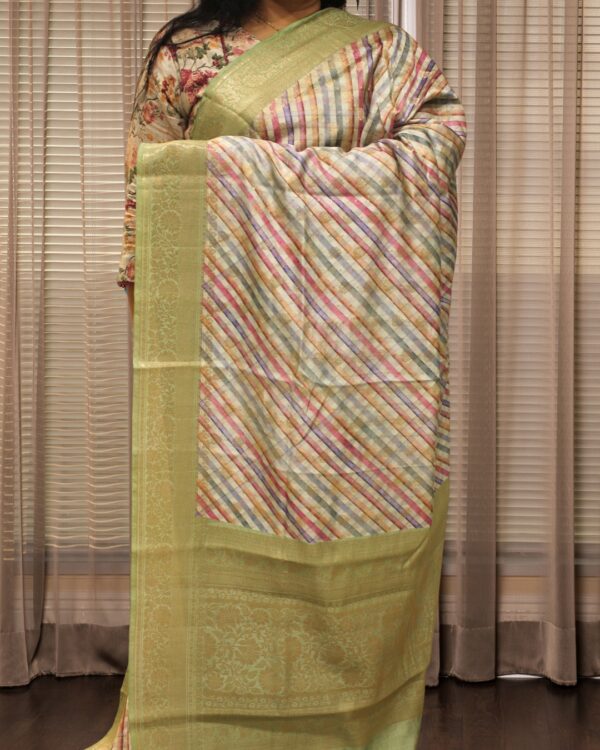 Pure Chiniya Silk Diagonal Print with Buttas Banaras Saree - Image 4