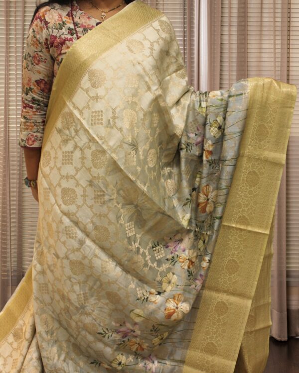 Pure Chiniya Silk Jaal with Floral Prints Banaras Saree