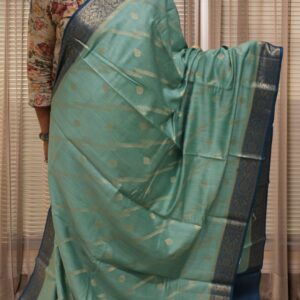 Pure Chiniya Silk Diagonal Zari Buttas Banaras Saree