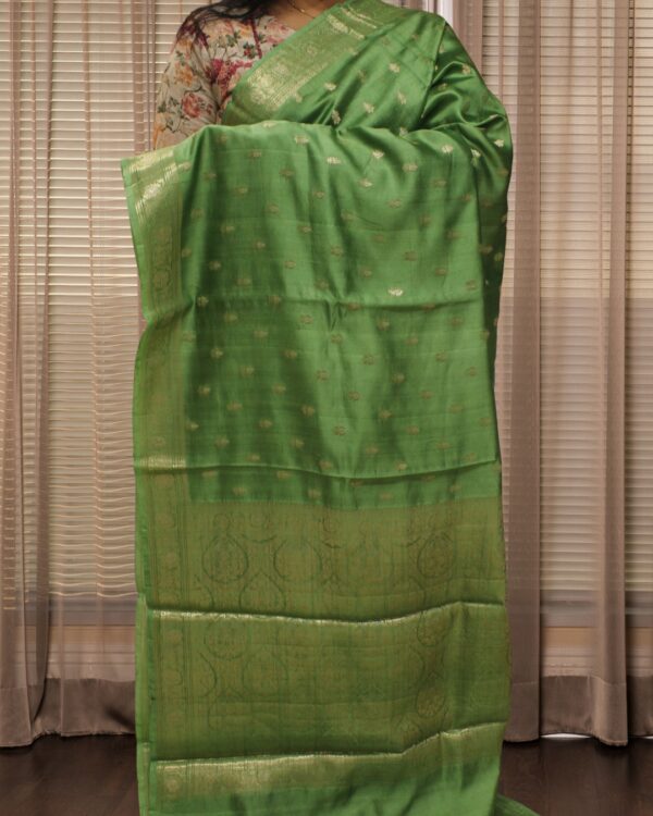 Pure Raw Mango Silk Zari Buttas Banaras Saree - Image 5