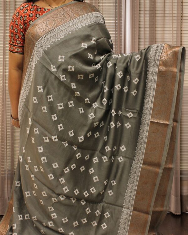 Grey with White Block Prints Pure Chanderi Silk Saree