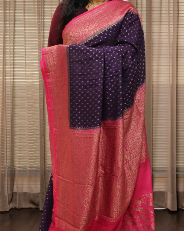 Small Floral Buttas 2D Pure Crepe Chiffon Banaras Saree - Image 12