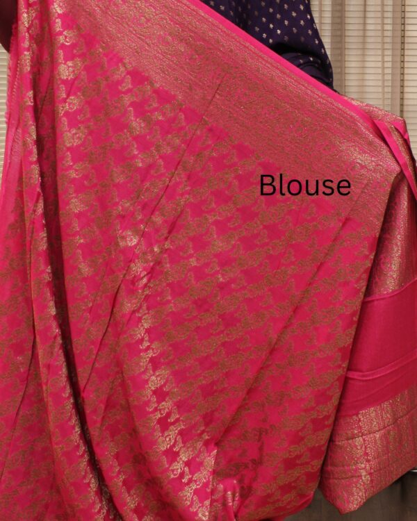 Small Floral Buttas 2D Pure Crepe Chiffon Banaras Saree - Image 14
