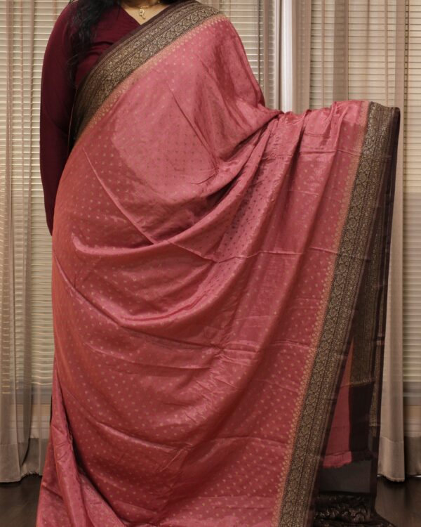 Small Floral Buttas 2D Pure Crepe Chiffon Banaras Saree - Image 17