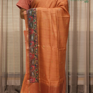 Alternative view of Peach with Buttas & Bentex Border with Kalamkari Prints Dola Silk Saree