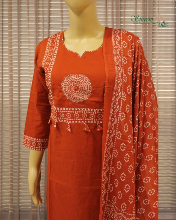 Rust Orange with White Bandhani Prints Kurta Set - Image 2