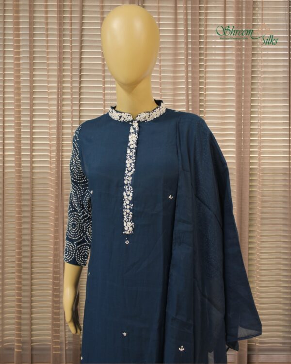 Blue Mandarin Neck with White Thread Work Kurta Set