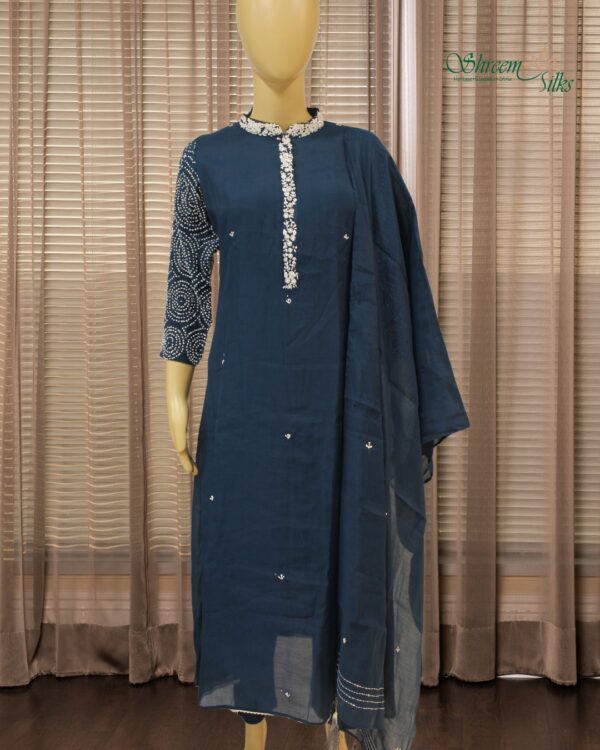 Blue Mandarin Neck with White Thread Work Kurta Set - Image 2