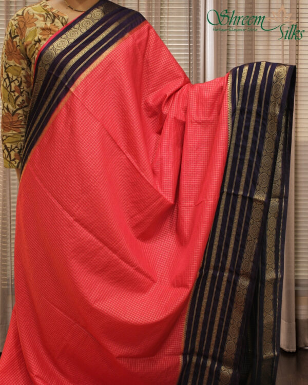Zari Woven Small Checks with Rudraksh Border Semi Mysore Crepe Saree - Image 2