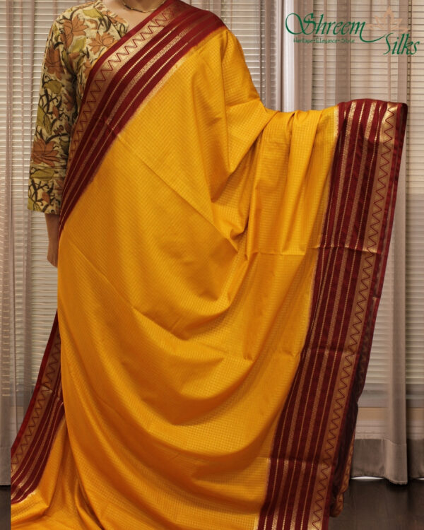 Zari Woven Small Checks with Temple Border Semi Mysore Crepe Saree - Image 2