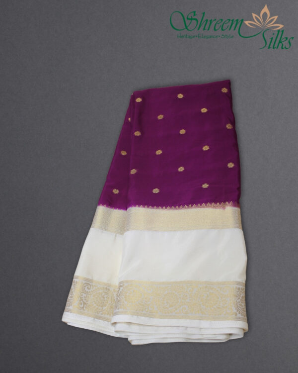 Floral Bentex Border Semi Mysore Crepe Saree - Image 3
