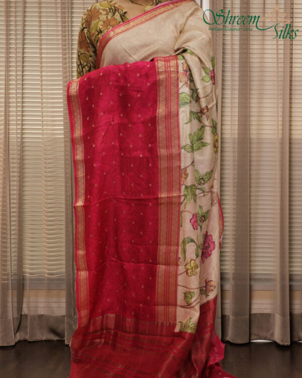 Pink with Kalamkari Digital Prints Semi Mysore Crepe Saree - Image 2