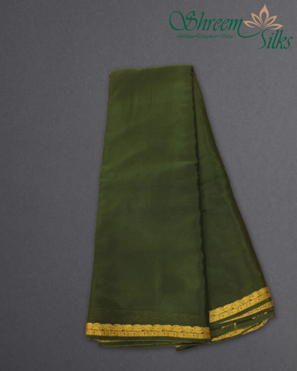 Zari Woven Leaf Border Crepe Saree - Image 8