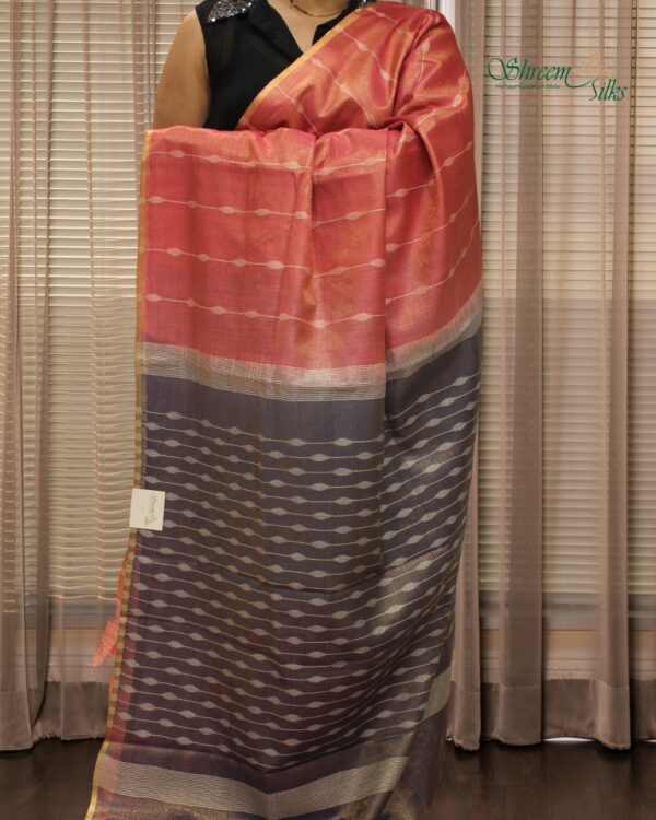 Thread Woven Vertical Lines Linen Tissue Saree - Image 6