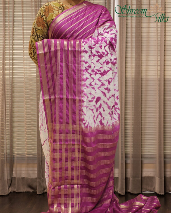 Shibori Print Semi Mysore Crepe Saree - Image 2
