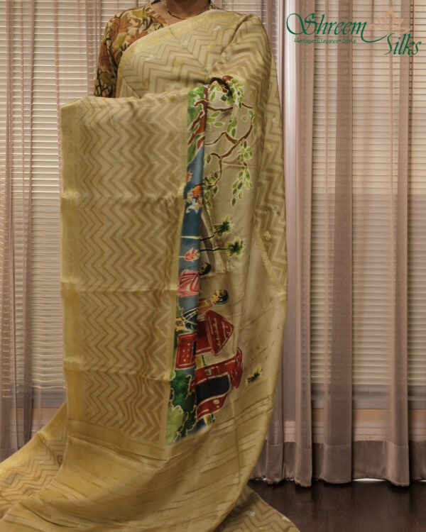 Beige with Zari Woven Elephant Motifs with Kalamkari Prints Moonga Crepe Saree - Image 2