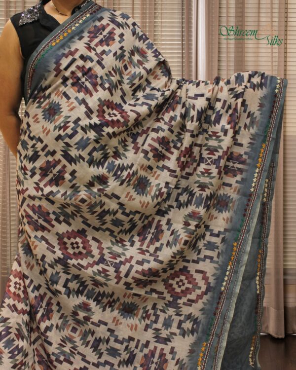 Multi colour Geometric Prints with Katha work Chanderi Saree