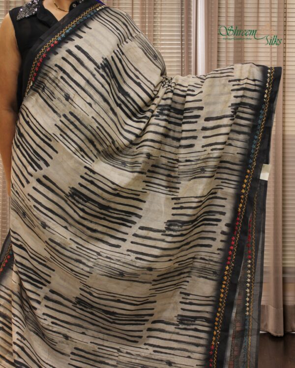 Abstract Prints with Katha work Chanderi Saree