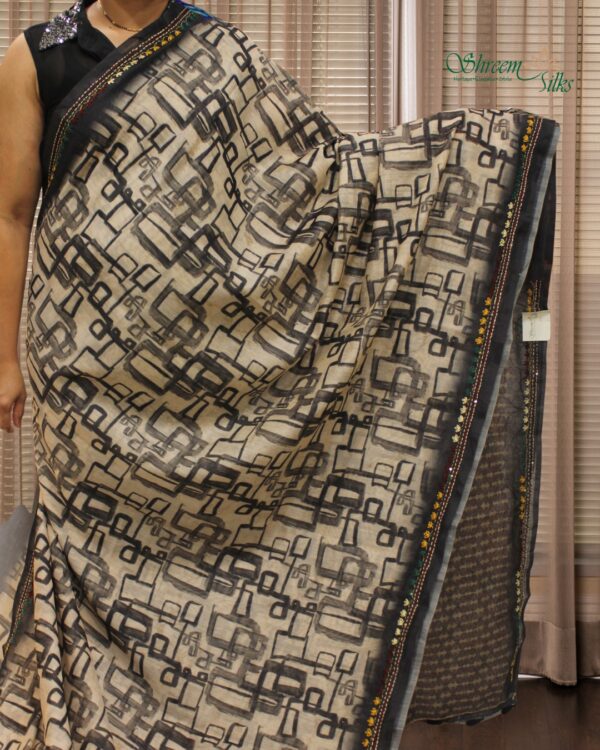 Abstract Prints with Katha work Chanderi Saree