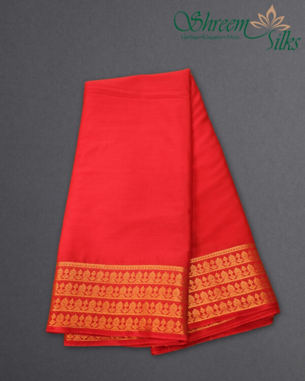 Multiple Lines Floral Border Semi Mysore Crepe Saree - Image 2