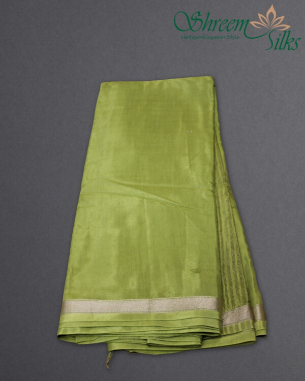 Plain with 1 inch Border Viscose Saree