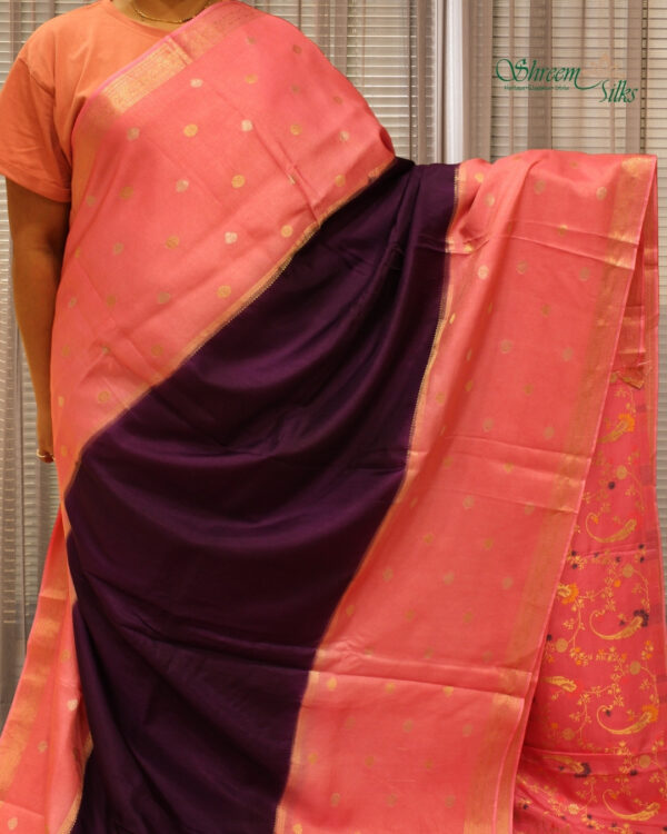 Gold & Silver Zari Woven Motifs & Horizontal Line Raw Mango Silk Saree - Image 3