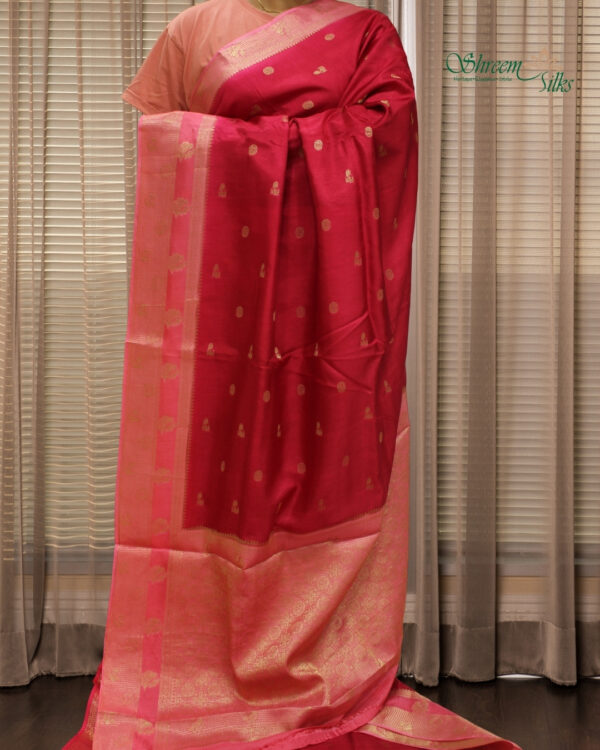 Zari Woven Peacock & Chakra Motifs with Rich Pallu Viscose Dola Silk Saree - Image 3