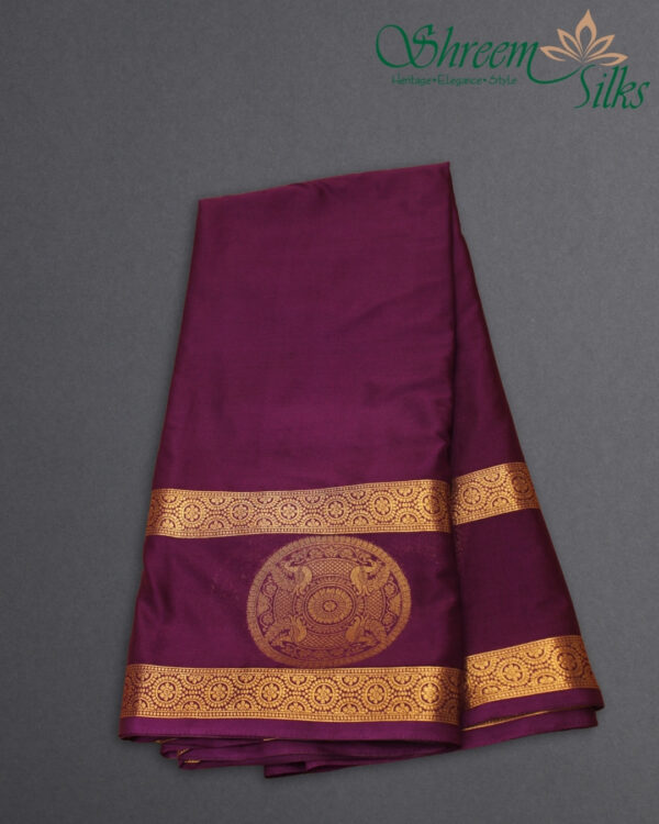 Bentex Border with Big Chakra Motif Semi Mysore Crepe Saree - Image 3