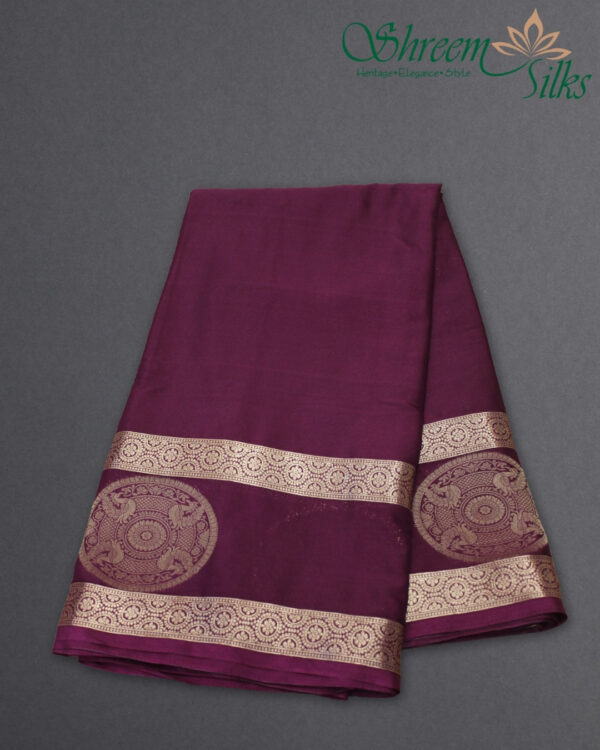 Bentex Border with Big Chakra Motif Semi Mysore Crepe Saree - Image 6