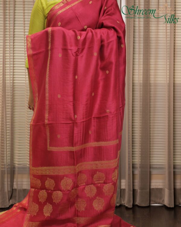Zari Woven Buttas with Bentex Border Dola Silk Saree - Image 13