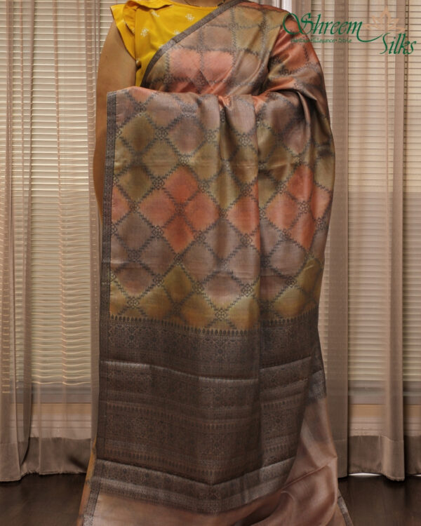 Black Silk Thread Woven Rangkat Pattern Pure Tussar Saree - Image 2