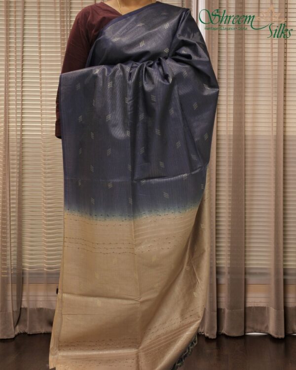 Zari Lines & Buttas Cotton Saree - Image 2