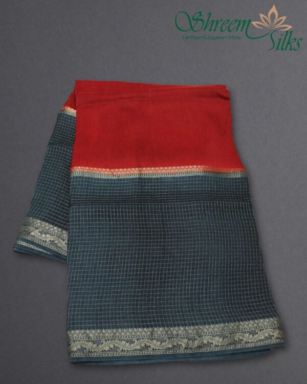 Zari Woven Small Checks 2D Dola Silk Saree - Image 2