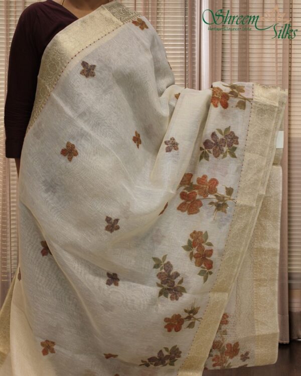 Floral Prints with Sequence & Knot work Linen Saree